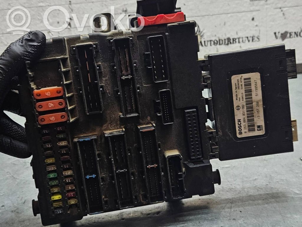 Opel Vectra C Fuse module 
