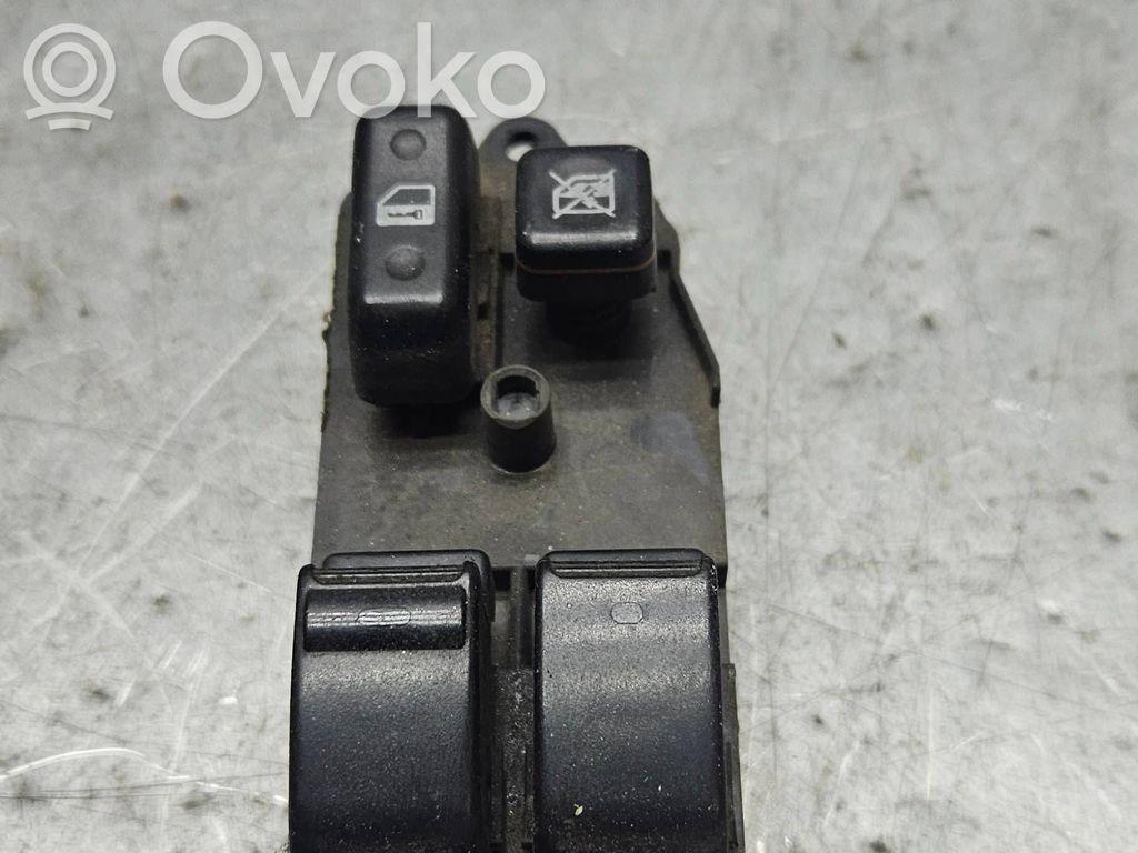Toyota Corolla E120 E130 Electric window control switch 