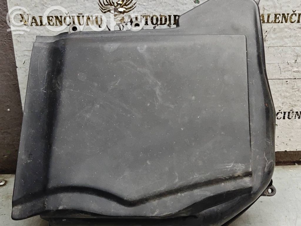 Audi A4 S4 B7 8E 8H Fuse box cover 