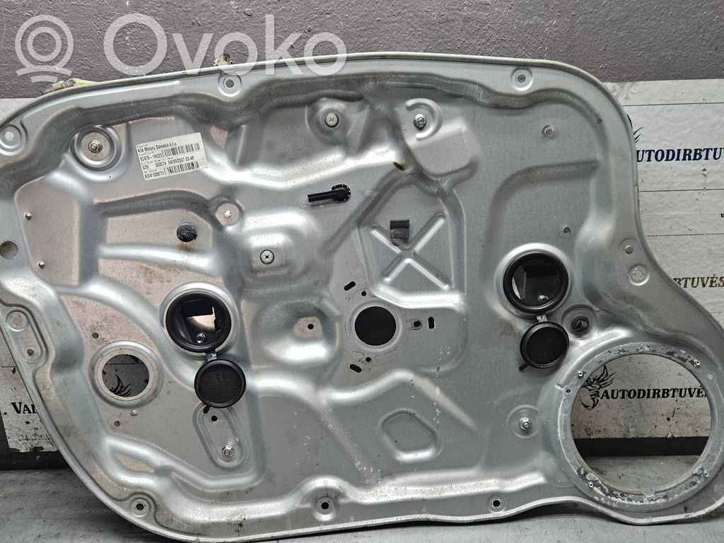 KIA Ceed Front window lifting mechanism without motor 