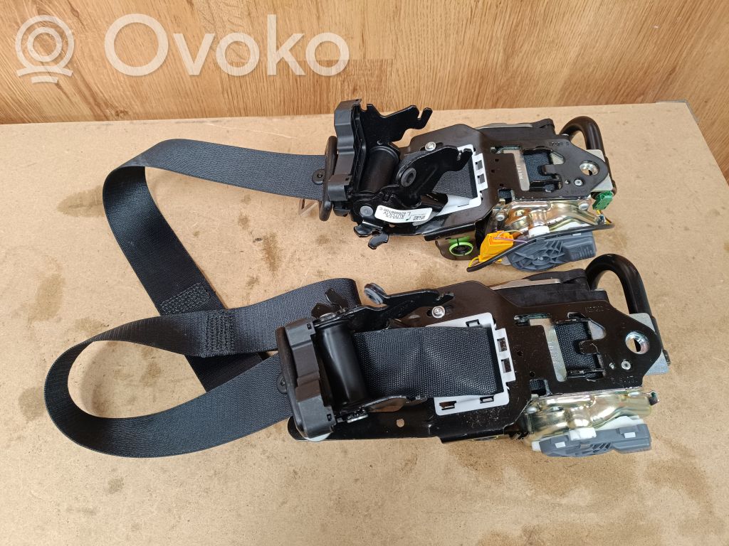 Turvavöiden sarja   A2388602900,A2388602800