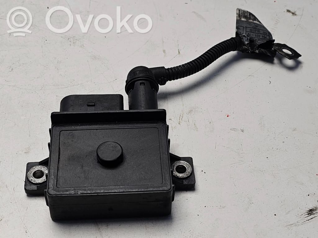Kvēlsveču relejs   780120003