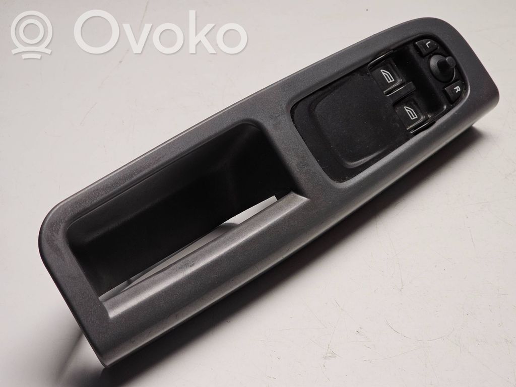 Electric window control switch   30773208,03454150