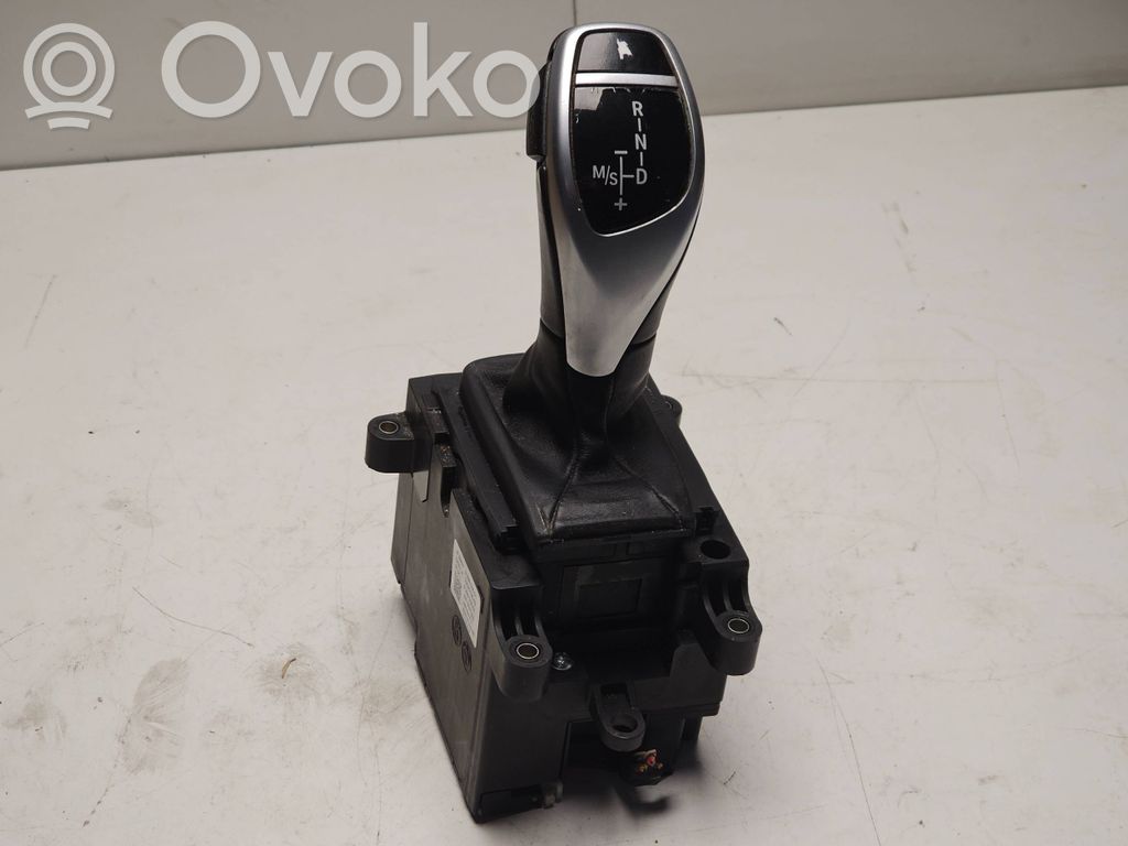BMW 5 F10 F11 Pavarų perjungimo svirtis 