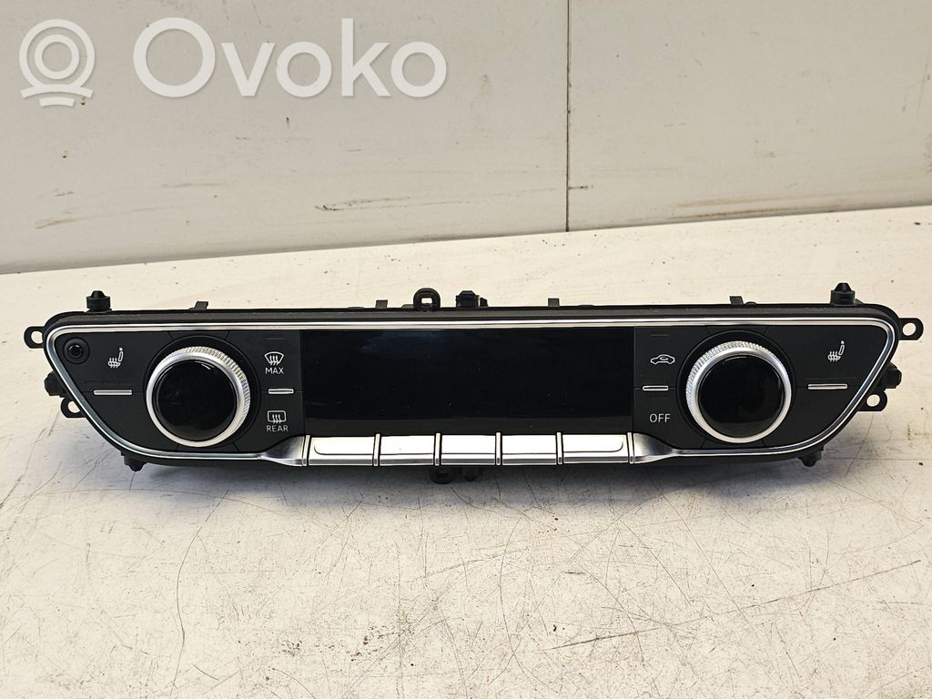 Audi A4 S4 B9 Climate control unit 