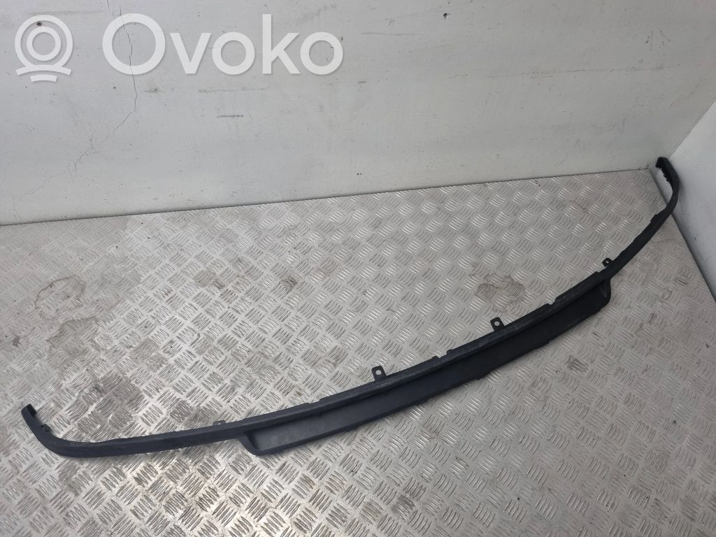 Borde del parachoques delantero   05113682AAB,65551