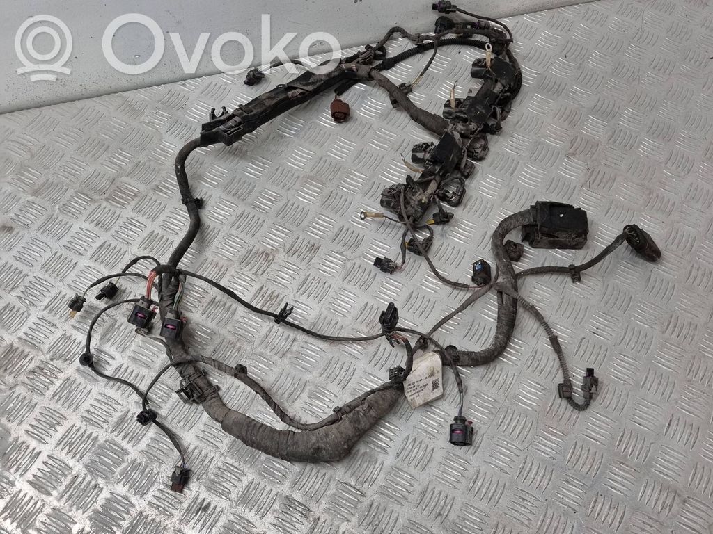 Audi A5 Wiązka przewodów silnika 