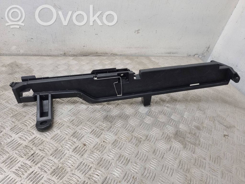 Inne elementy wykończenia bagażnika   31440889