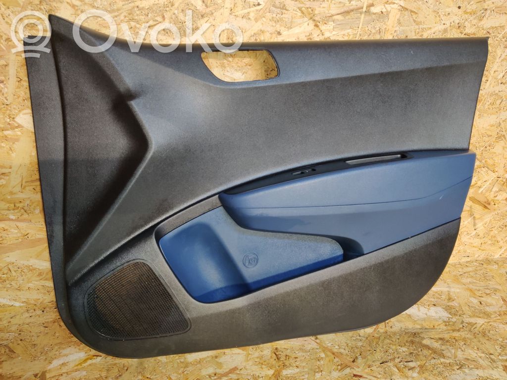 Hyundai i10 Boczki / Poszycie drzwi przednich 