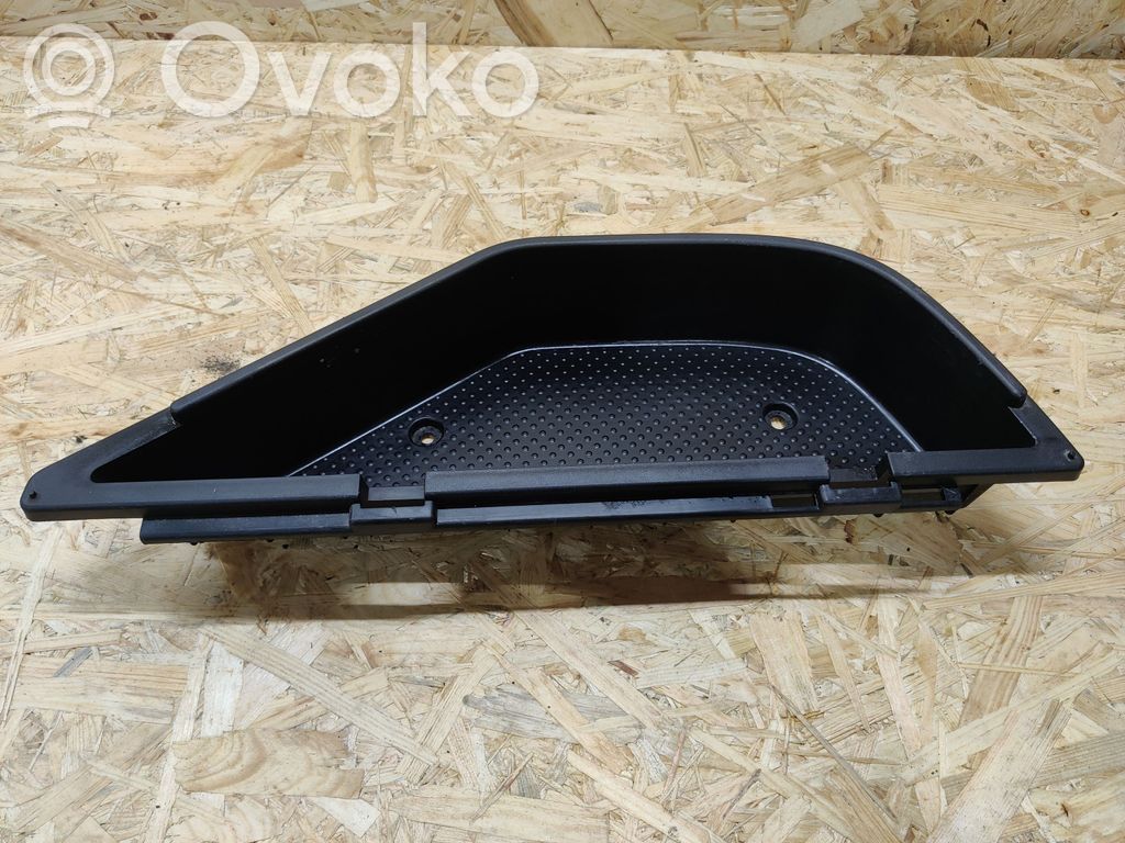 KIA Ceed Daiktadėžė bagažinėje 
