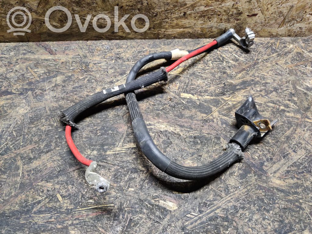 Volkswagen Jetta VI Cablu cu bornă pozitivă (baterie) 