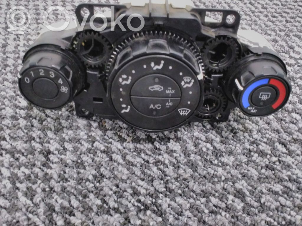 Ford Fiesta Climate control unit 