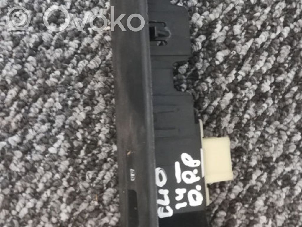 Renault Clio IV Electric window control switch 