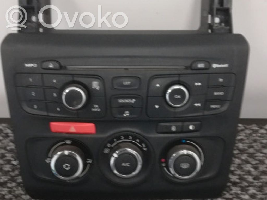 Citroen C4 II Climate control unit 