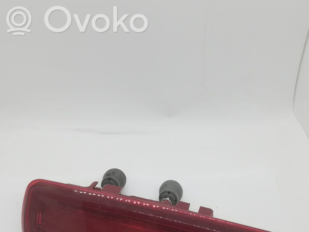 Opel Vivaro Third/center stoplight 