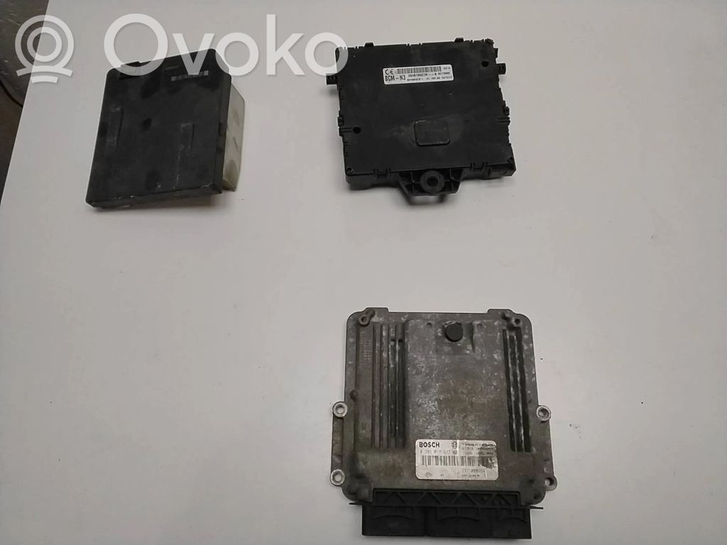 Engine control unit/module   237100899R,0281017977,284B18927R,284B67653R