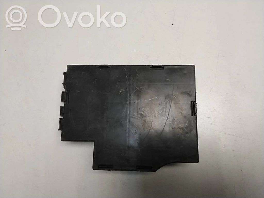 Renault Trafic II (X83) Module confort 