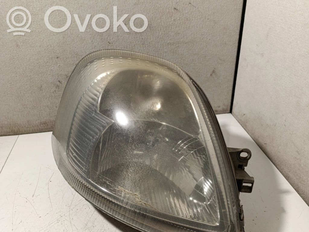 Renault Master II Headlight/headlamp 