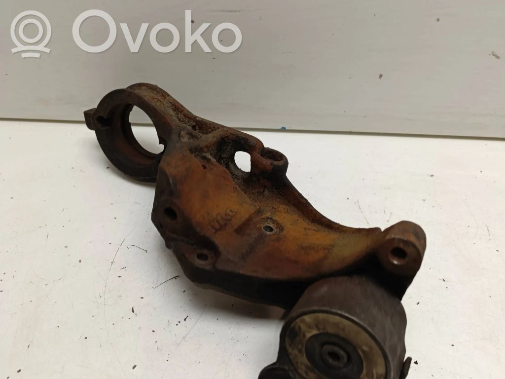 Iveco Daily 45 - 49.10 Halterung Lagerbock Lagergehäuse Antriebswelle 