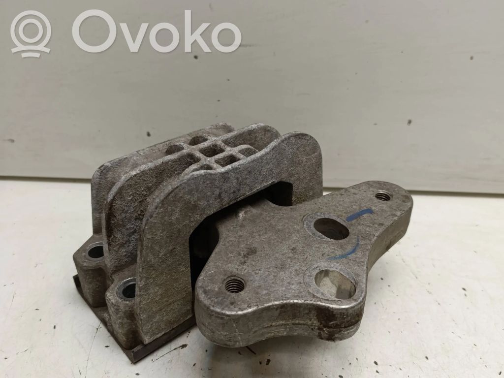 Ford Transit Custom Engine mount bracket 