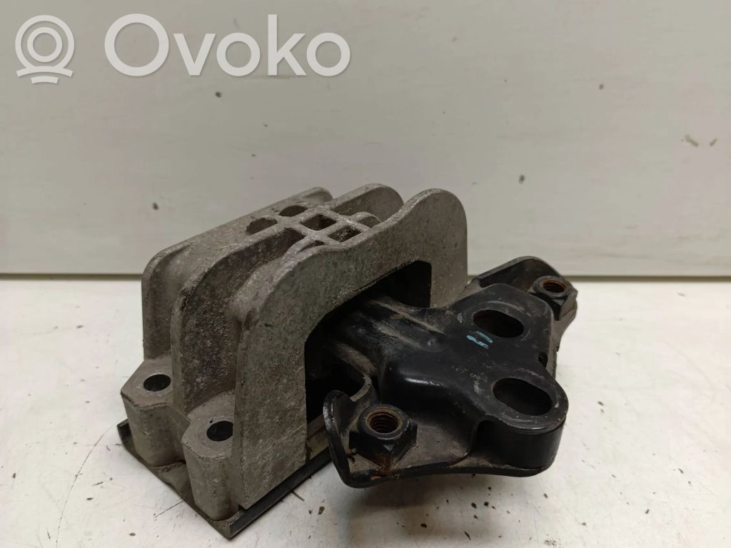 Ford Transit Custom Engine mount bracket 