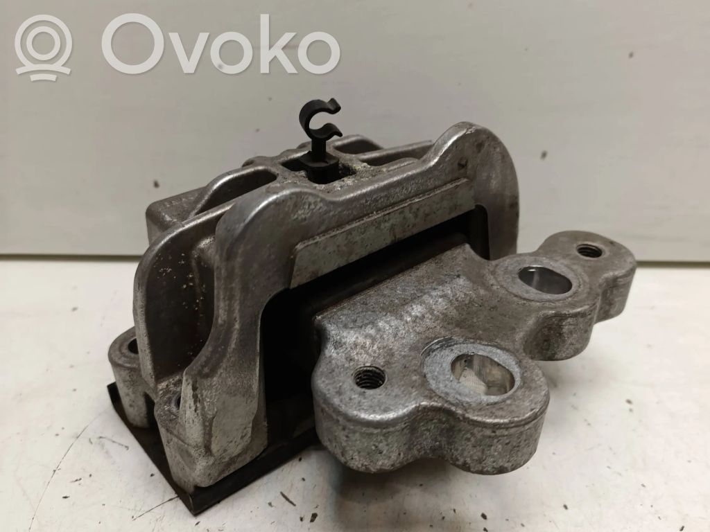 Ford Transit Custom Engine mount bracket 