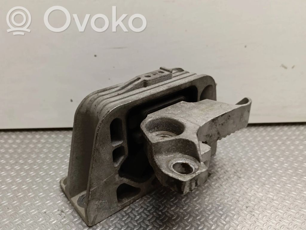 Renault Master III Engine mount bracket 