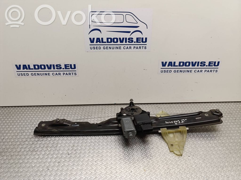 Peugeot Expert Front door window regulator with motor 