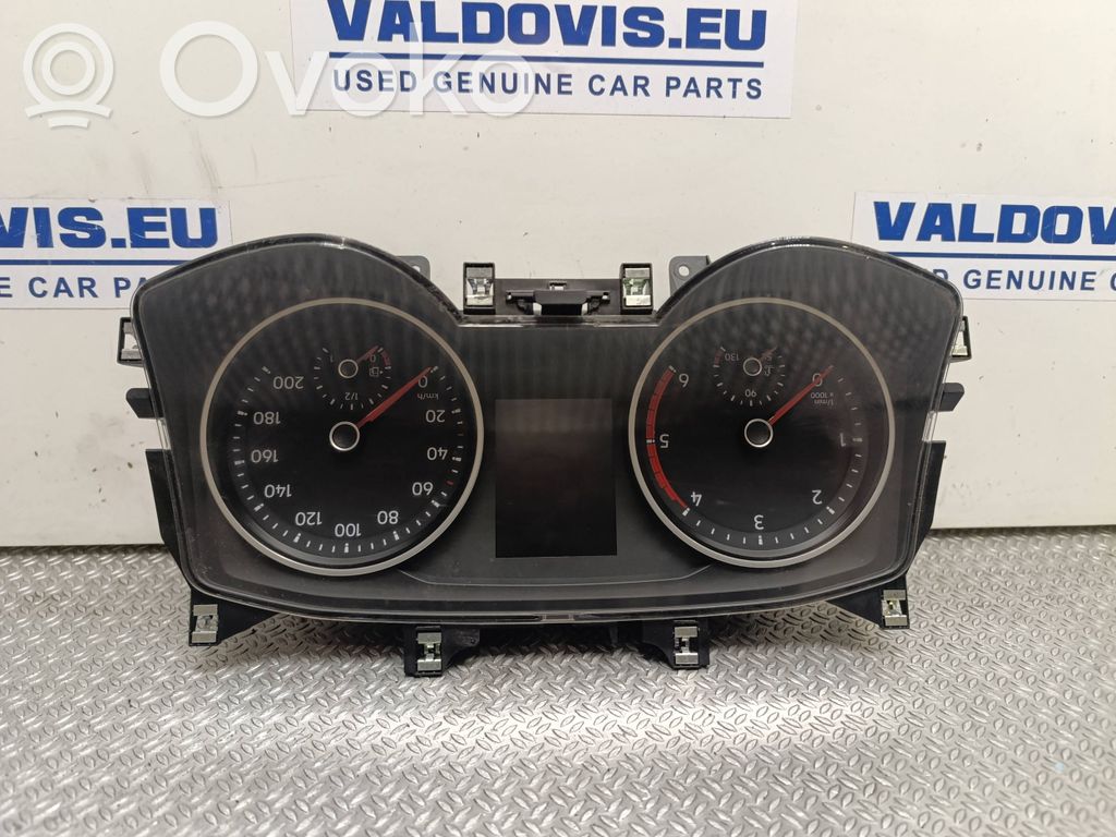 Volkswagen Crafter Speedometer (instrument cluster) 