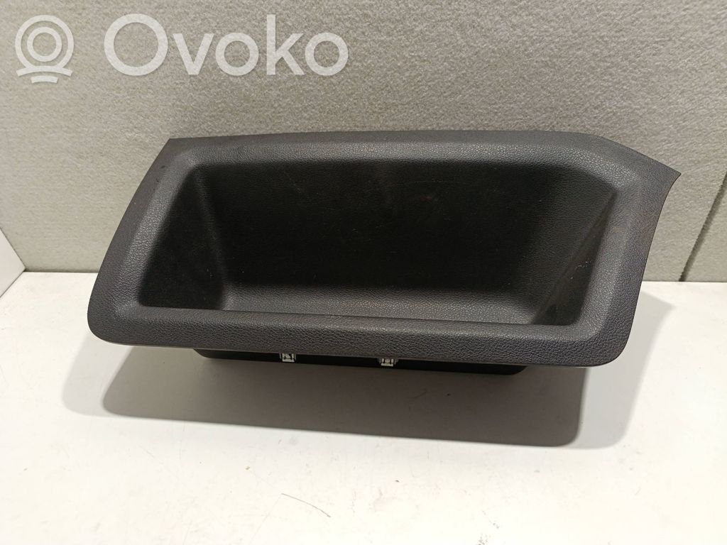 Autres pièces intérieures   BK31115A00A
