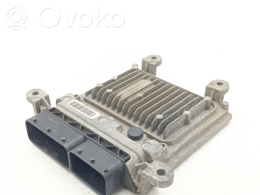 Engine control unit/module   A6519000700,37184959,A6519010600,28381077