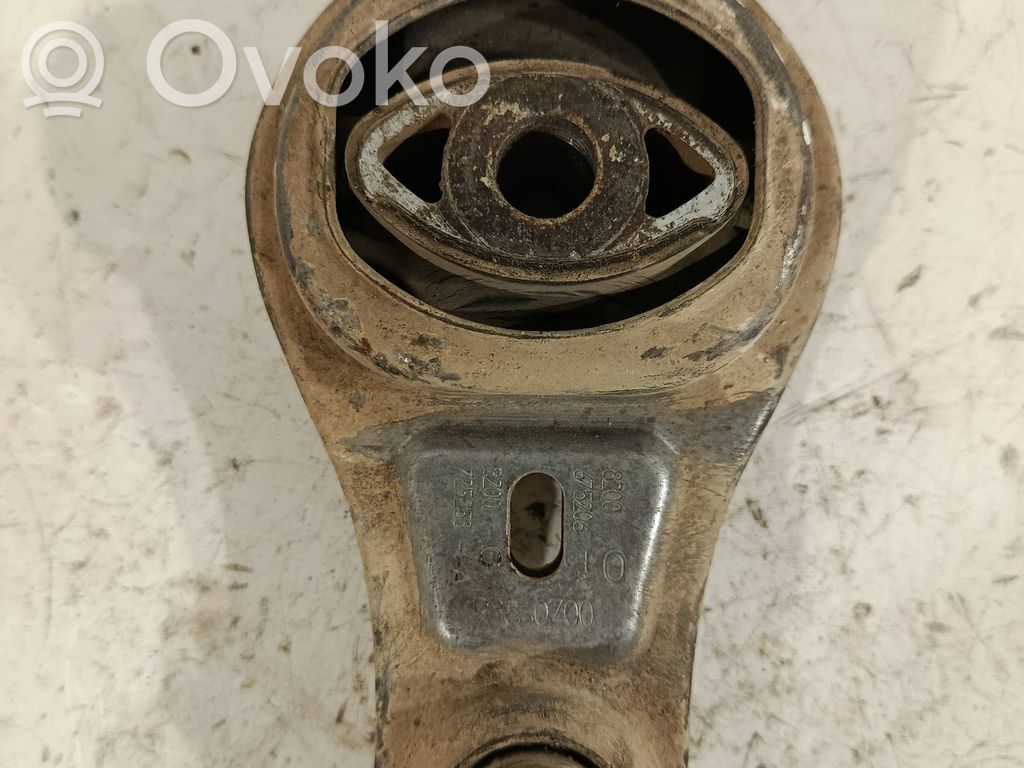Nissan Primastar Engine mount bracket 