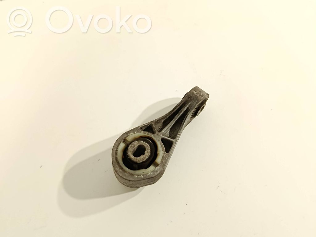 Nissan NV200 Engine mount bracket 