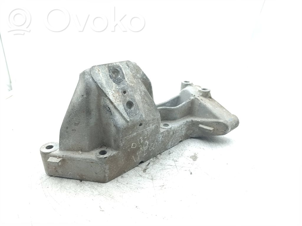Iveco Daily 5th gen Engine mounting bracket 