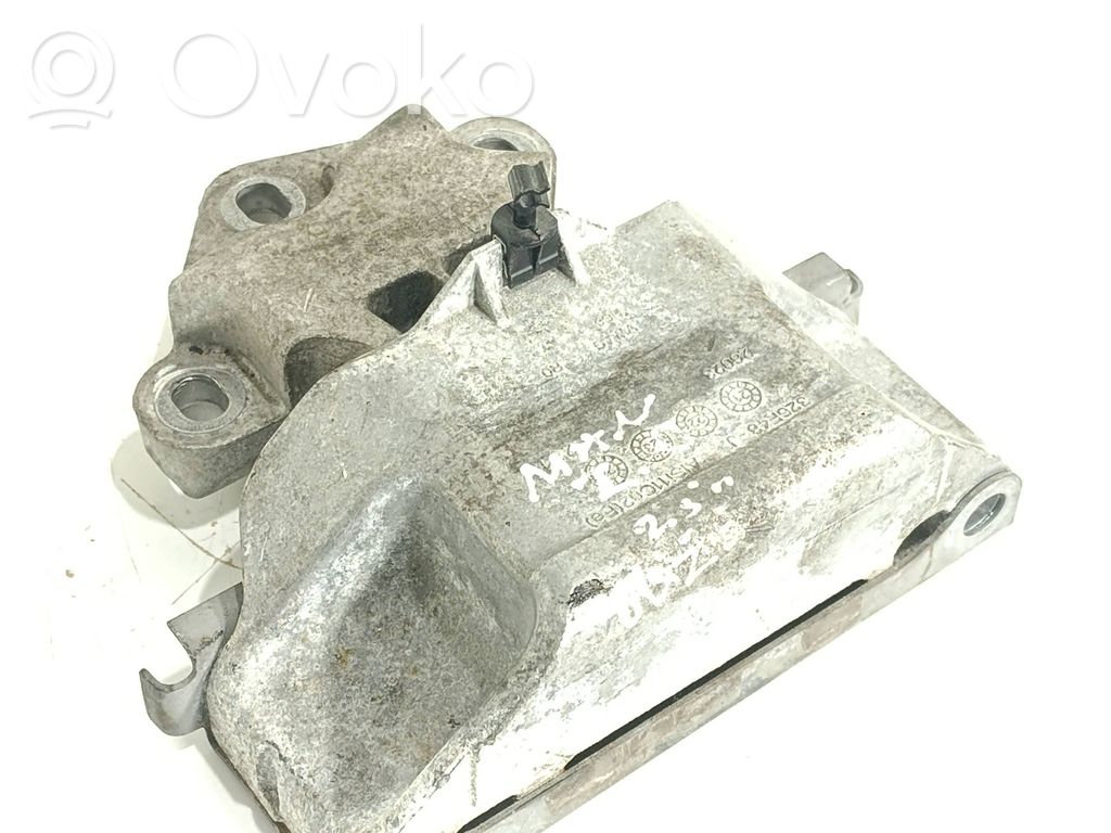 Man TGE 1gen Engine mount bracket 