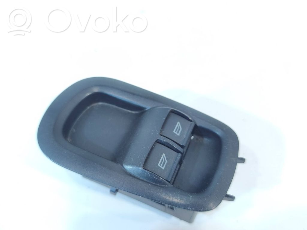 Electric window control switch   GK2T14A132DA,10138971