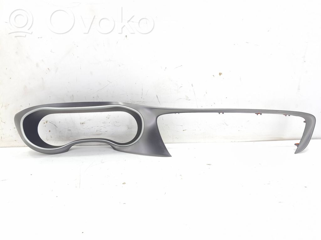 Chrysler Pacifica Dashboard trim 
