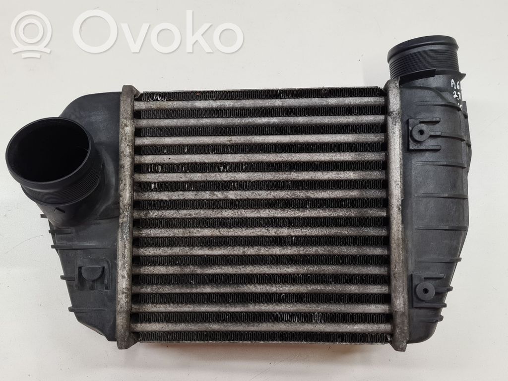 Audi A6 S6 C6 4F Interkūlerio radiatorius 