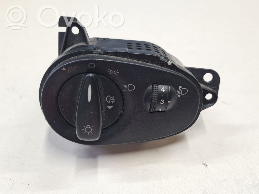 Ford Focus Light switch 