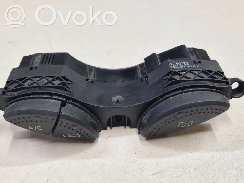 Ford Focus Windscreen/window heater switch 