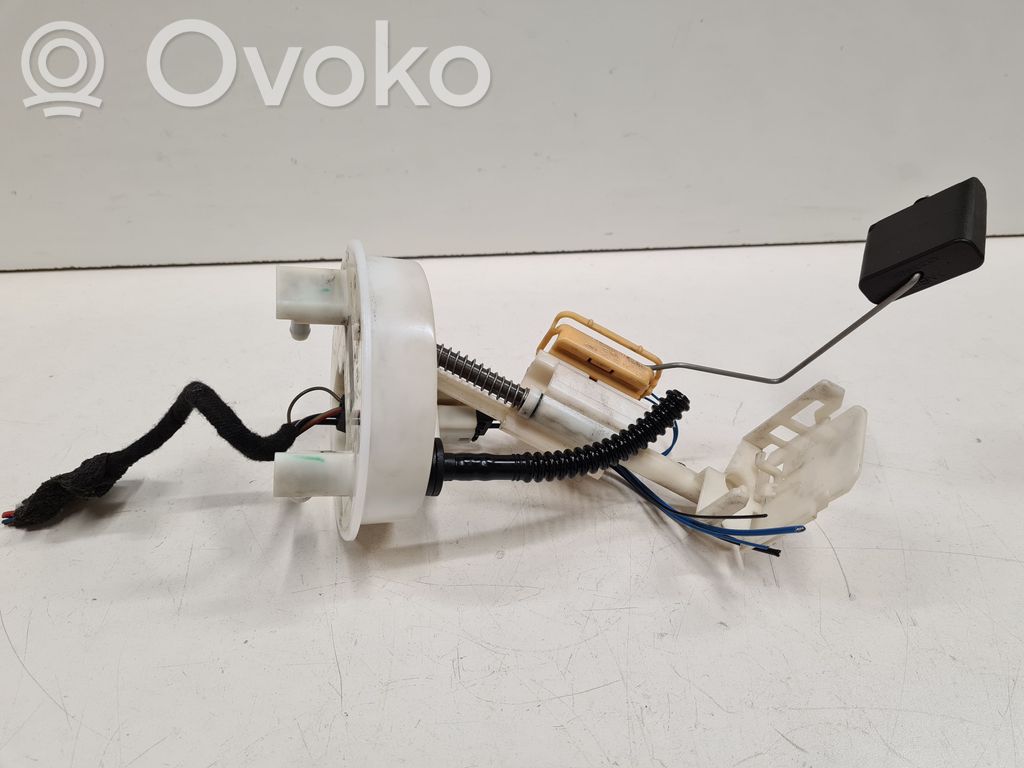 Mercedes-Benz E W211 Fuel level sensor 