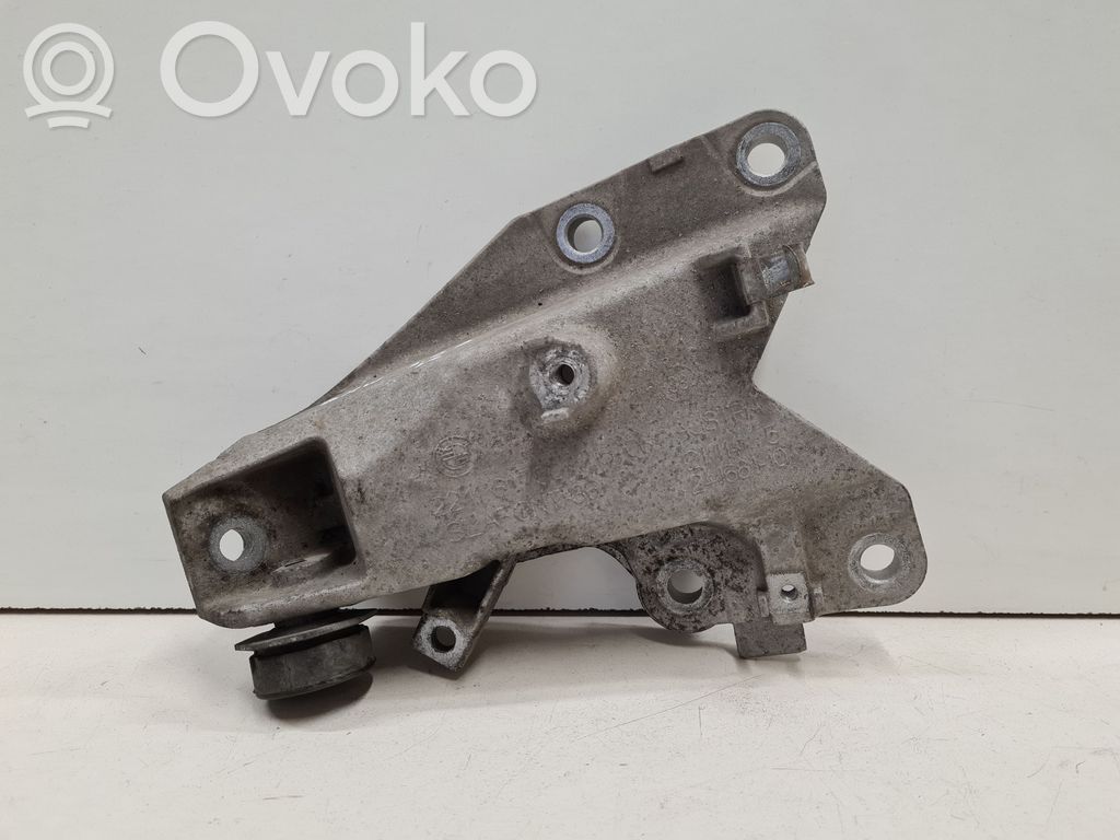 BMW 3 E92 E93 Engine mounting bracket 