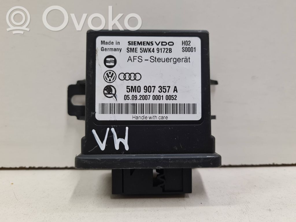Volkswagen Touran I Light module LCM 