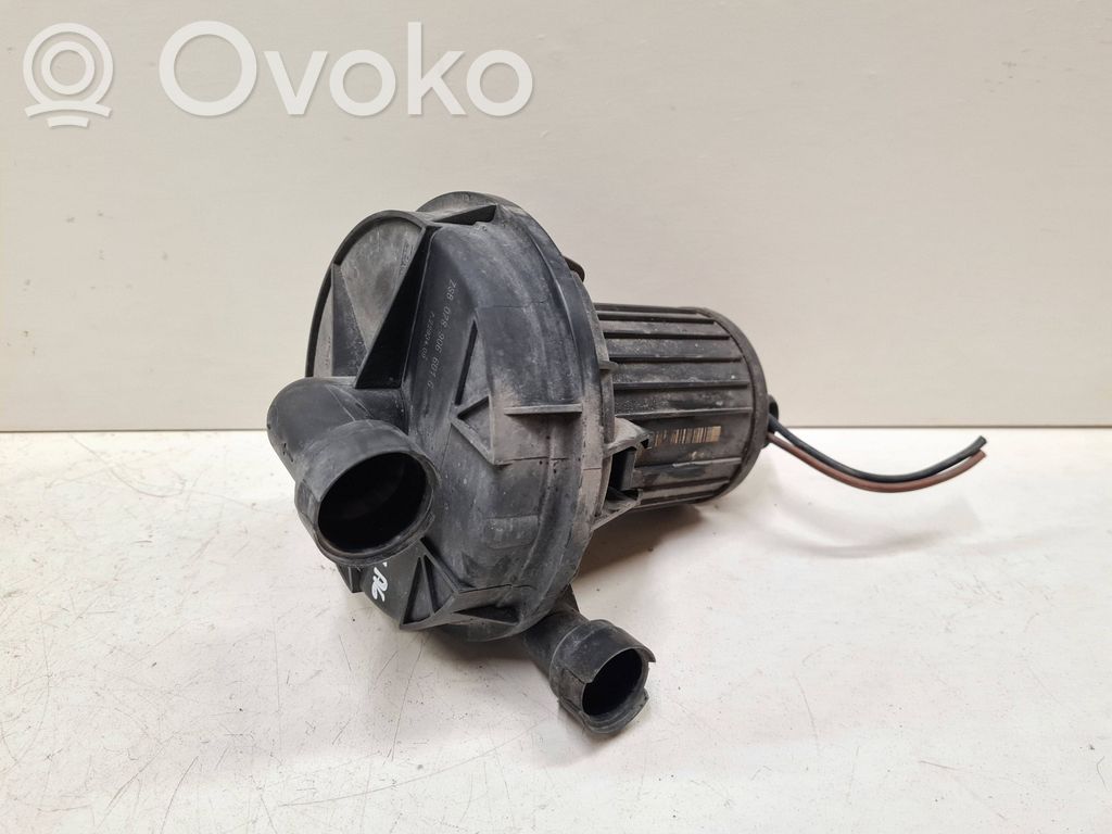 Audi A6 S6 C6 4F Pompe à air secondaire 