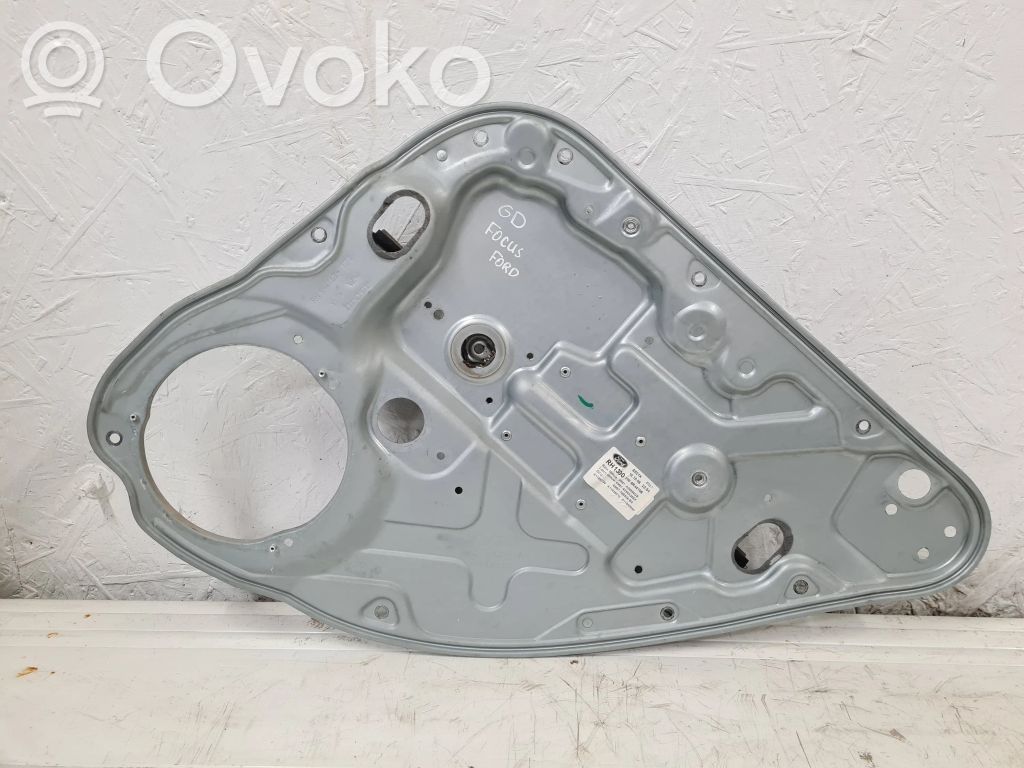 Ford Focus Mecanismo para subir la puerta trasera sin motor 