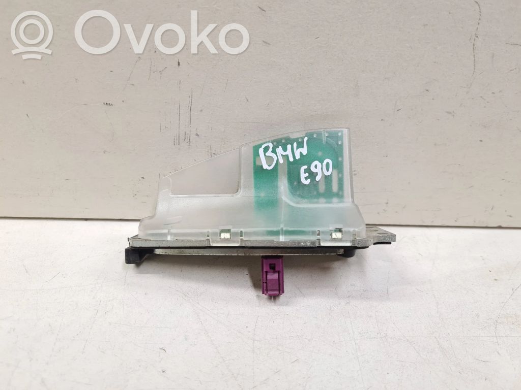 BMW 3 E90 E91 Aerial GPS antenna 