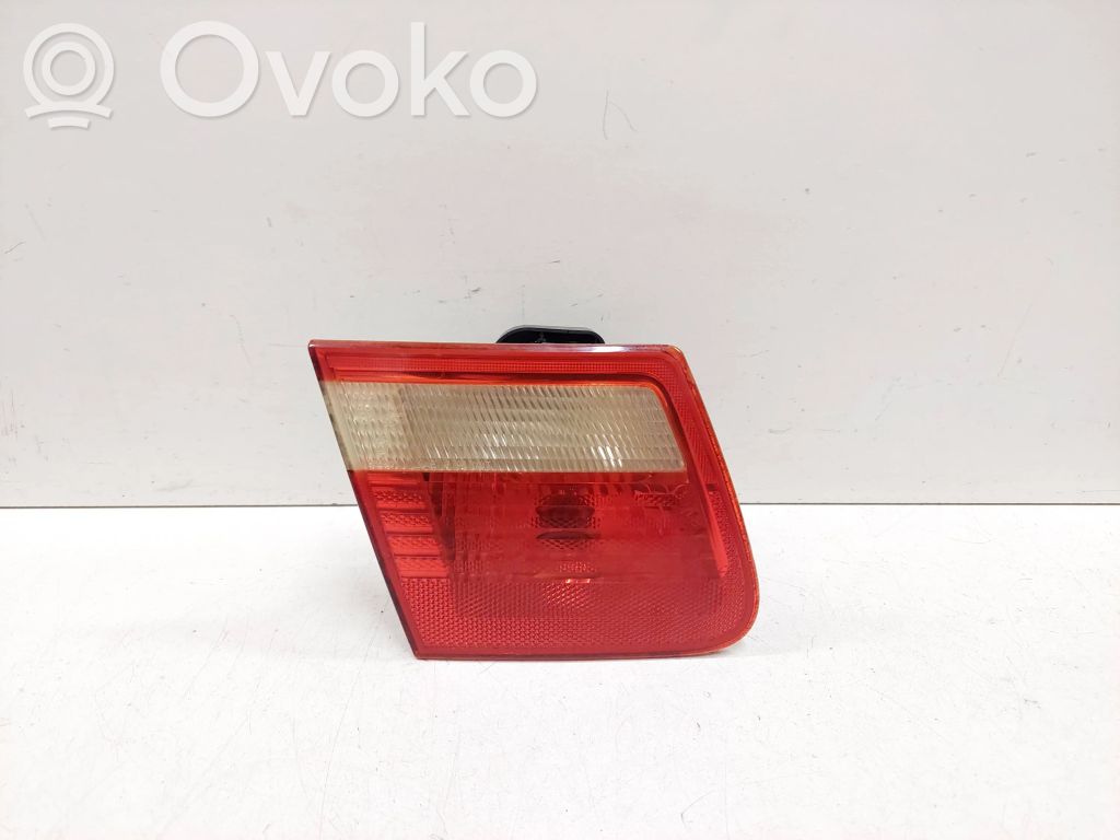 BMW 3 E46 Tailgate rear/tail lights 