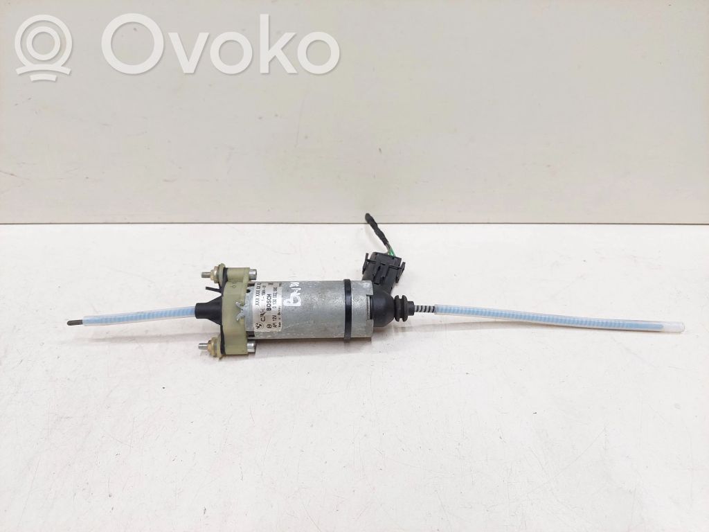 BMW 7 E65 E66 Sėdynės valdymo varikliukas 