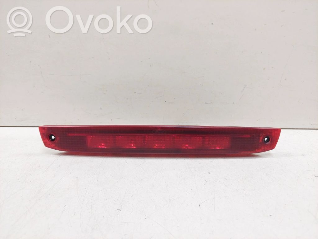 Ford Focus Third/center stoplight 