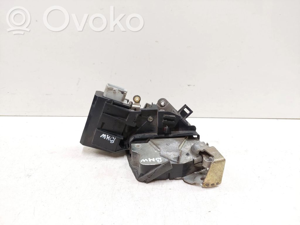BMW 5 E39 Rear door lock 